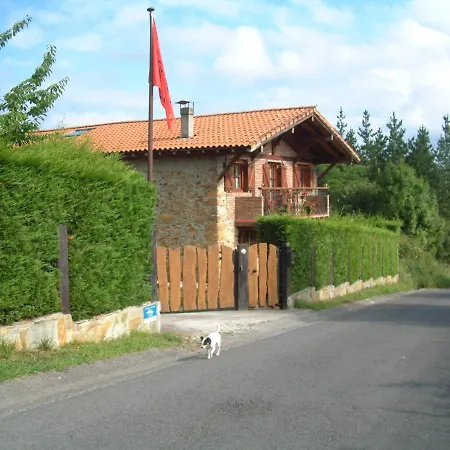 Hostal Albergue Eskerika Exclusivo Peregrinos